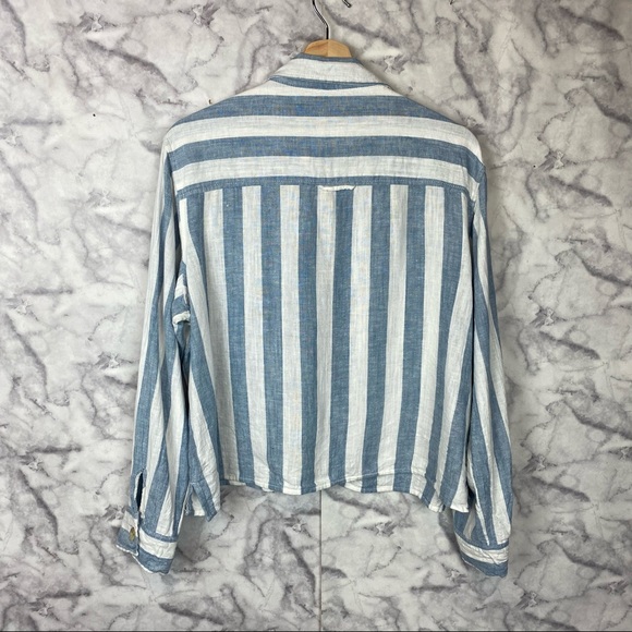 American Eagle Cropped Linen Blouse - Picture 5 of 8